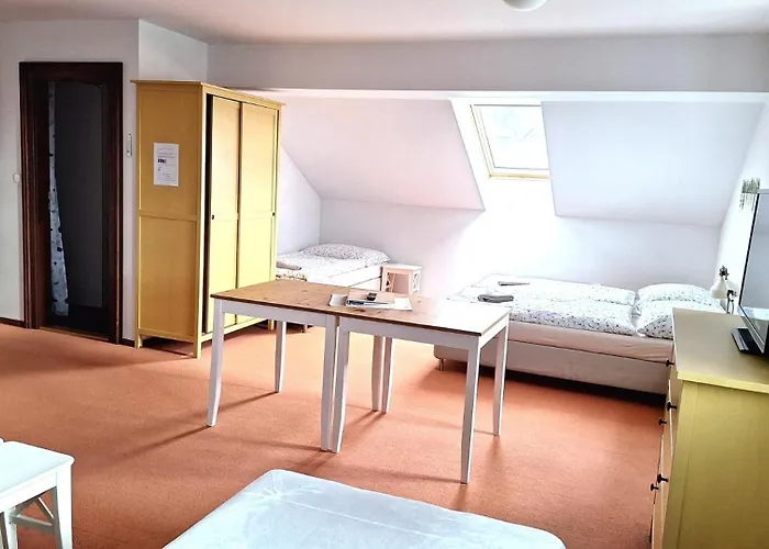 Johannes, Rymarov - Lägenhetshotell 3*